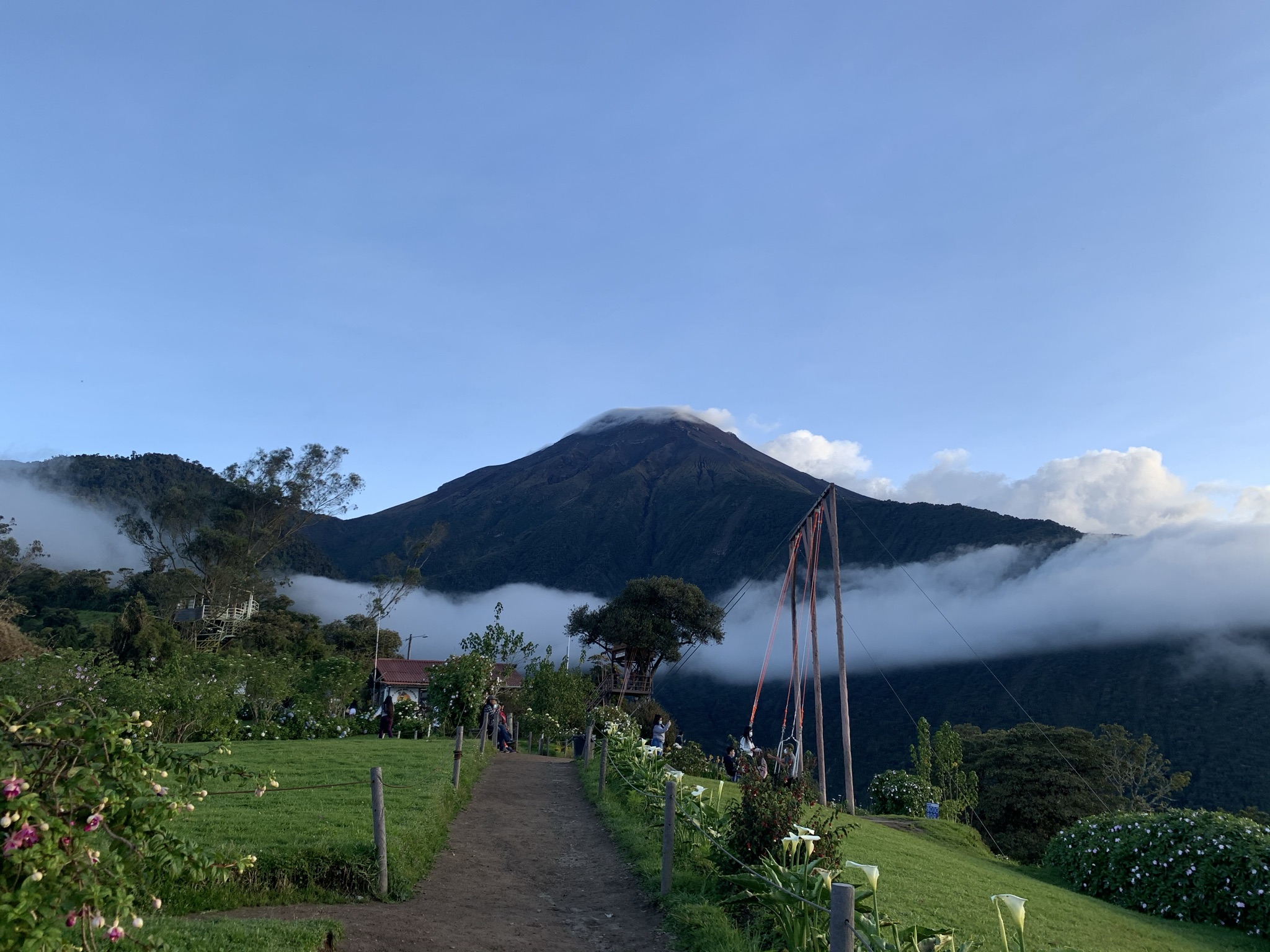 ecuador volcano